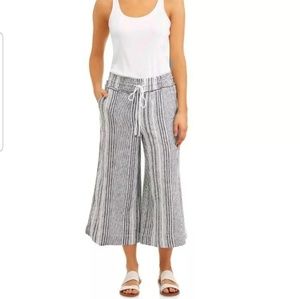 Time & Tru Women's Wide Leg Cropped Pants.Sz~2x~20